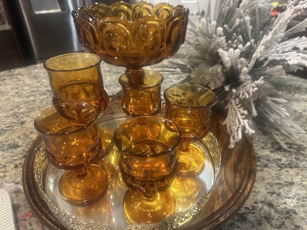 Vintage Set Of 6 Indiana Glass Thumbprint Amber Goblets And Bowl